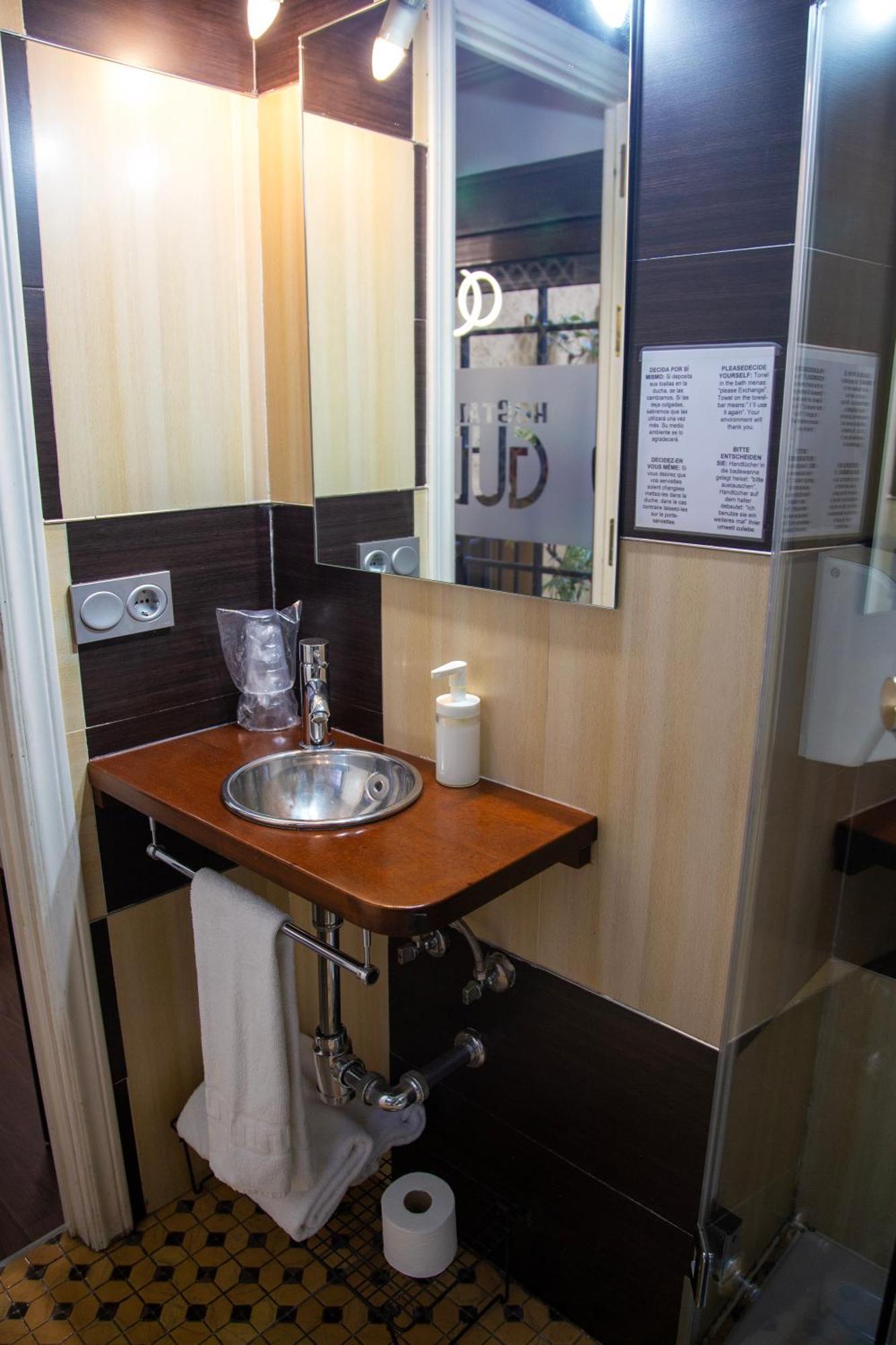 Hostal Gud Саламанка Екстер'єр фото